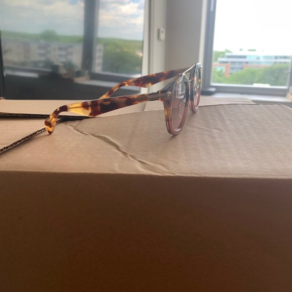 Rag & Bone Veska Sunglasses - Worn Once - Picture 5 of 5